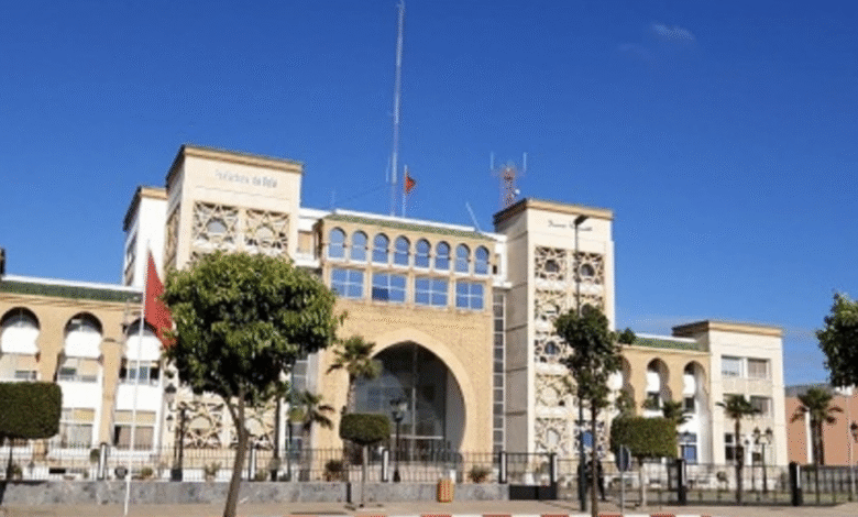 “مقدم بسلا” يسرق صوراً وحصاناً زجاجياً من ضيعة خاصة.. والنيابة العامة تدخل على الخط % “مقدم بسلا” يسرق صوراً وحصاناً زجاجياً من ضيعة خاصة.. والنيابة العامة تدخل على الخط