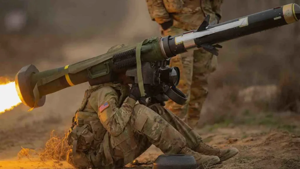 صواريخ "جافلين" في الطريق إلى المغرب: صفقة تسليح تُعزز الحلف العسكري مع واشنطن