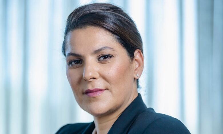 من يملك الحقيقة في قضية أرض مراكش؟ المنصوري تحت المجهر % من يملك الحقيقة في قضية أرض مراكش؟ الوزيرة تحت المجهر