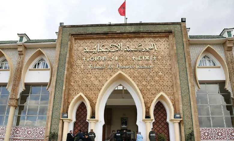 فضيحة محاميين مزورين وشرطي تهز محكمة سلا وتكشف شبكة نصب خطيرة