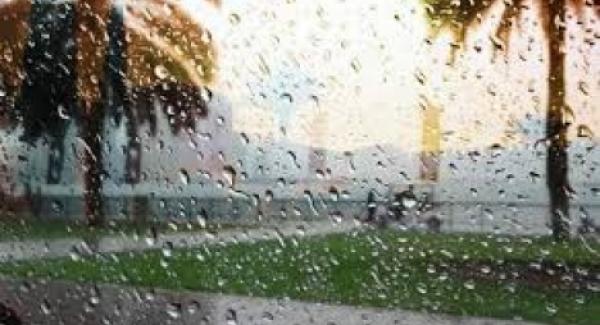 طقس الإثنين.. زخات رعدية وانخفاض الحرارة في الجنوب