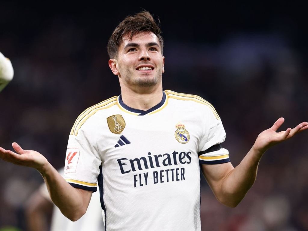 ريال مدريد يُقرب دياز من الخروج.. أرسنال وميلان في الانتظار