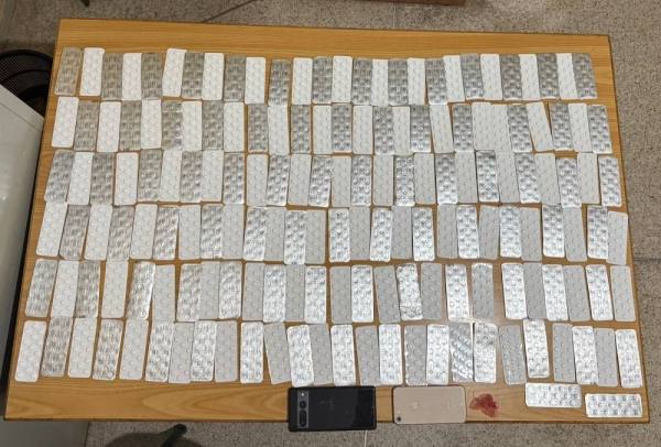 سيدة تسقط في قبضة أمن سلا وهي توزع الموت في أقراص