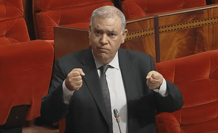 وزارة الداخلية تكشف توظيفات مشبوهة و تورط عدد من رؤساء الجماعات