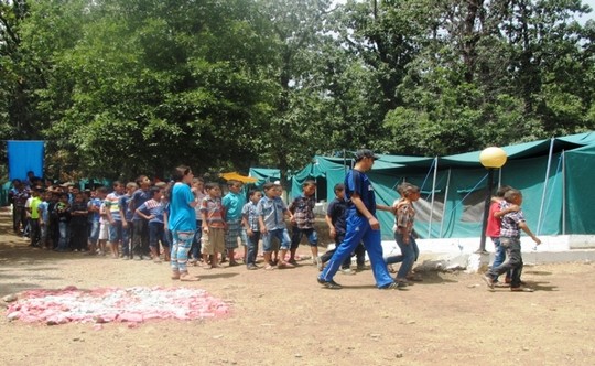 إفران .. هتك عرض طفل داخل مخيم يقود لاعتقال " مؤطرين تربويين" % 2525