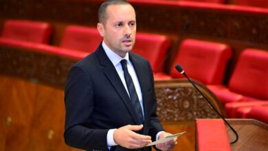 جدل واسع حول صفقات وزارة الصحة: اتهامات بإقصاء المقاولات الصغيرة لصالح الكبار