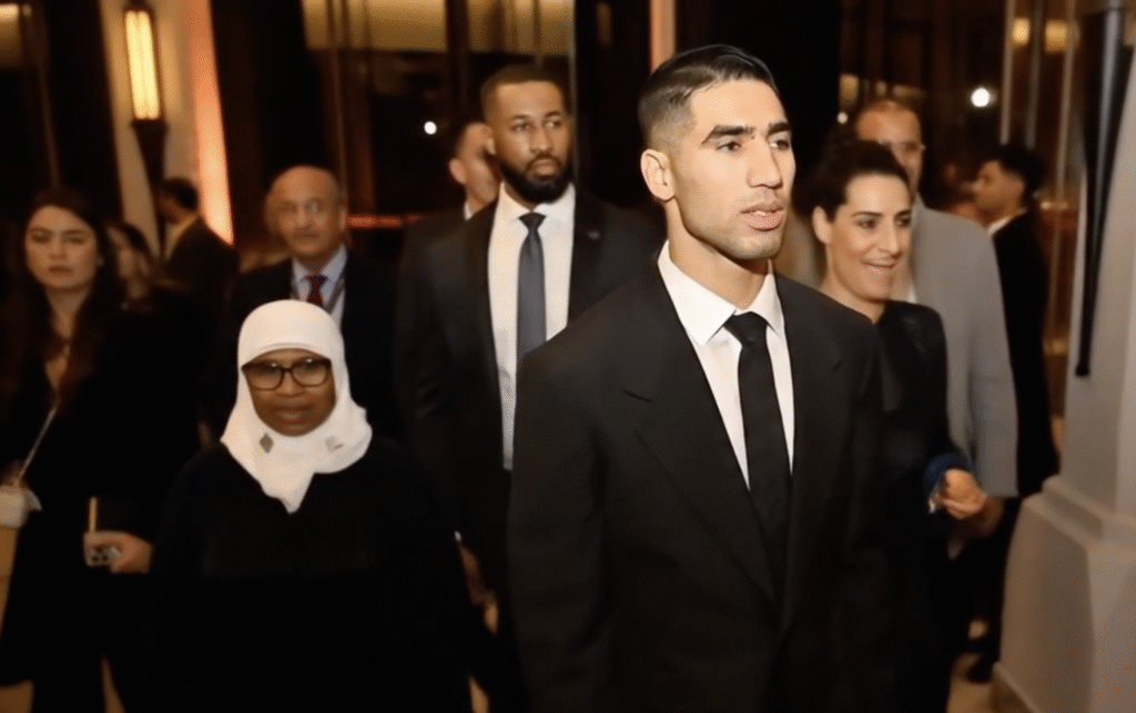 هل أشرف حكيمي ضحية فخ؟ رسائل سرية تكشف الحقيقة!