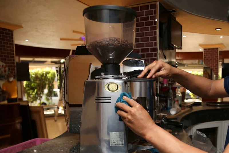 أسعار القهوة في المغرب ترتفع 150%: هل هناك حل لهذه الزيادة؟ % أسعار القهوة في المغرب ترتفع 150%: هل هناك حل لهذه الزيادة؟