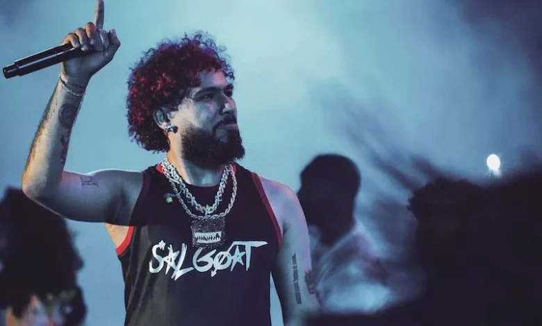 جدل واسع بسبب مشاركة طوطو في مهرجان القنيطرة % جدل واسع بسبب مشاركة طوطو في مهرجان القنيطرة