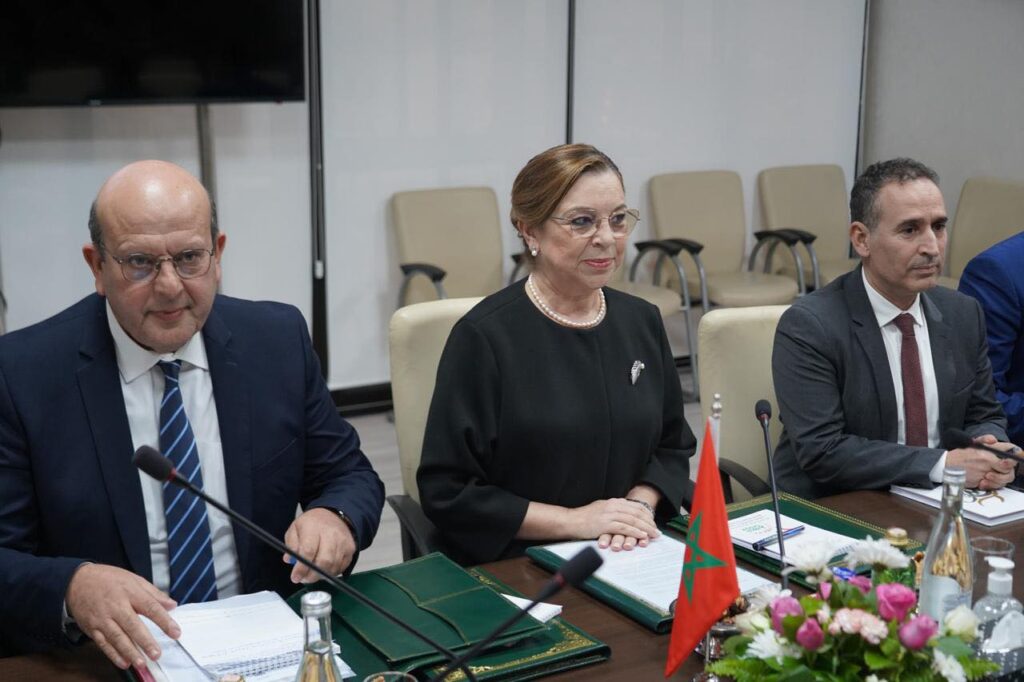 حفل فاخر والتمكين غائب.. هل هذا هو دور وزيرة التضامن؟