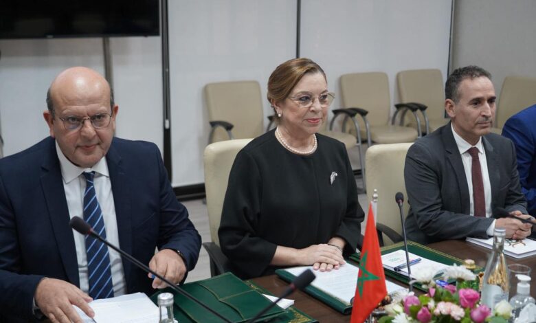 حفل فاخر والتمكين غائب.. هل هذا هو دور وزيرة التضامن؟ % حفل فاخر والتمكين غائب.. هل هذا هو دور وزيرة التضامن؟