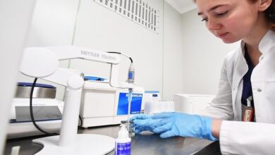 روسيا تكشف عن لقاح مضاد للسرطان يشعل آمال العالم