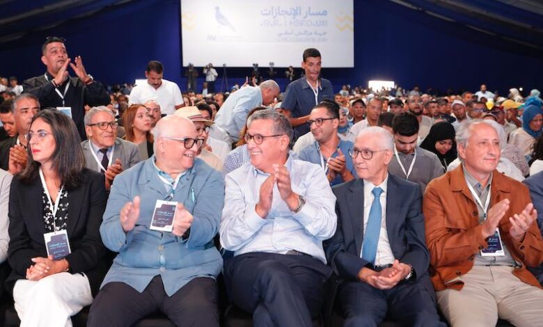 أخنوش بين دعم حزبه وغضب الشارع المغربي % أخنوش بين دعم حزبه وغضب الشارع المغربي