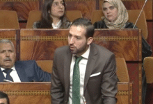 الدكتور عمر الأزرق ...برلماني يحمل بين كفيه آمال شباب سلا