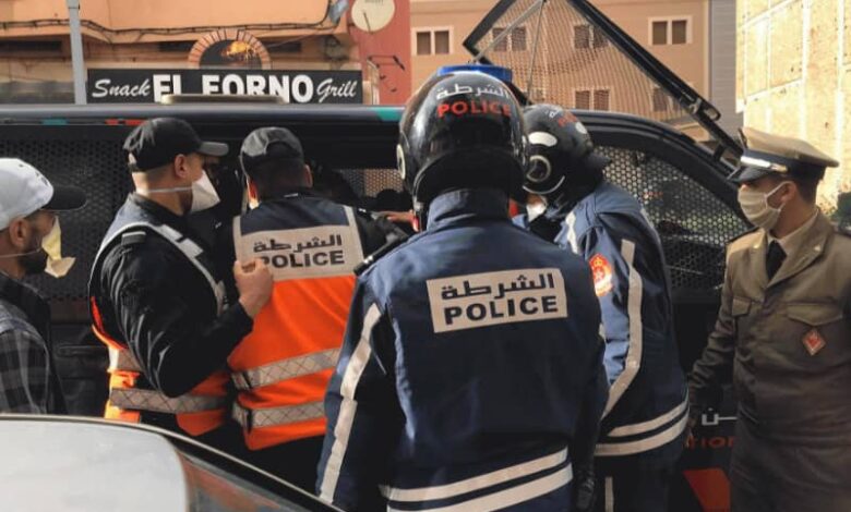 سلا.. اعتقالات واسعة في صفوف "كوموندو سلا" بعد أحداث الشغب % سلا.. اعتقالات واسعة في صفوف "كوموندو سلا" بعد أحداث الشغب