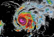 إعصار “ميليسا” يضرب جامايكا بأقوى سرعة في تاريخها ويخلّف دمارًا واسعًا