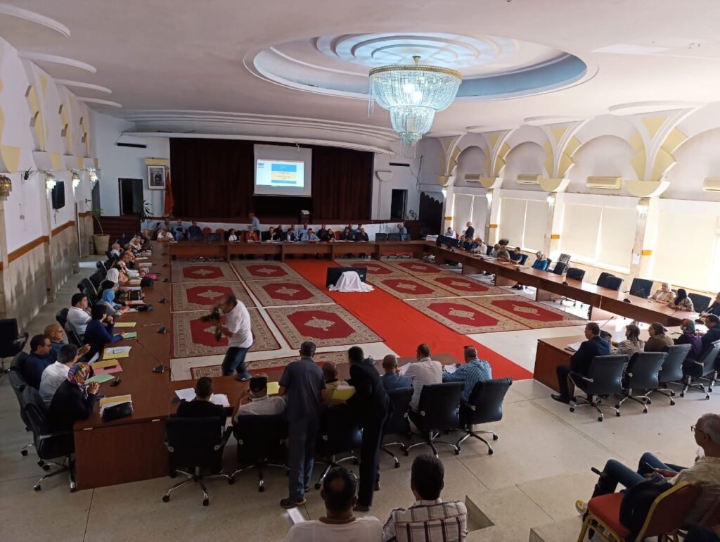 عمر السنتيسي يغرق سلا في الظلام باسم التنمية