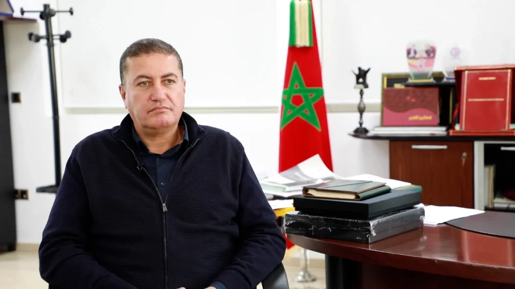 رشيد العبدي… خطاب الطمأنة في زمن الانفجار الاجتماعي