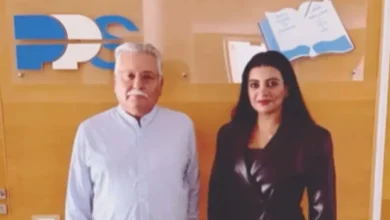 من الرفاق إلى المتابعين… مايسة سلامة تخوض السياسة بنكهة السوشيال ميديا % من الرفاق إلى المتابعين… مايسة سلامة تخوض السياسة بنكهة السوشيال ميديا