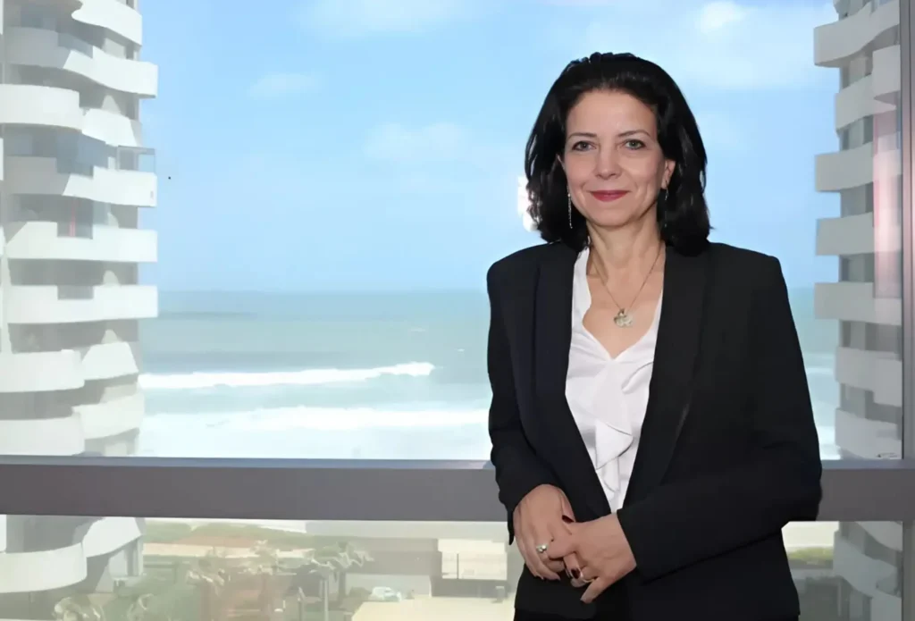 الوزيرة أمل الفلاح… تحارب الفساد بتقارير لا تُقرأ!