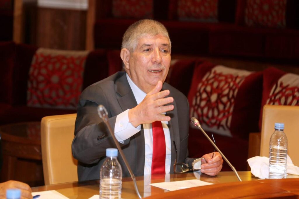 التويزي يوضح حقيقة عبارة "طحن الورق" ويؤكد: حديثي أُخرج من سياقه % التويزي يوضح حقيقة عبارة "طحن الورق" ويؤكد: حديثي أُخرج من سياقه