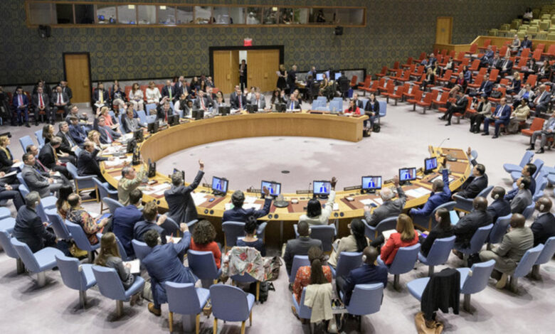 قرار أممي ومسيرة خضراء… المغرب بين ذاكرة الوحدة وفتح دبلوماسي جديد % قرار أممي ومسيرة خضراء… المغرب بين ذاكرة الوحدة وفتح دبلوماسي جديد