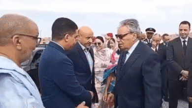 مصافحة غائبة تفتح باب الاحتقان بين والي كلميم وأعيان القبيلة