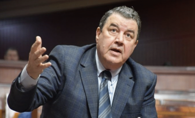 السنتيسي يفضح أزمة الصحة بسلا: مدينة بمليون نسمة بلا طبيب توليد