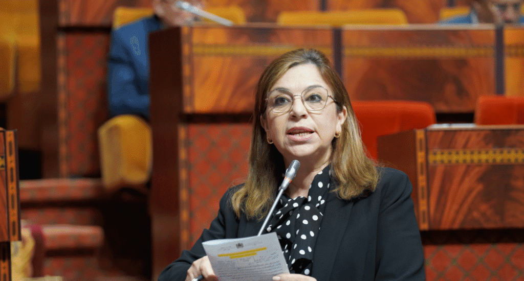 بن يحيى تفتح مساراً جديداً لتثمين مجهودات المرأة غير المأجورة