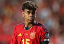 لامين يامال يُشعل خلافًا جديدًا بين برشلونة والاتحاد الإسباني
