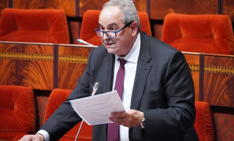 جامعة الغد بين الوعود اللامعة والواقع الباهت… قراءة ساخرة في عرض الوزير الميداوي % جامعة الغد بين الوعود اللامعة والواقع الباهت… قراءة ساخرة في عرض الوزير الميداوي