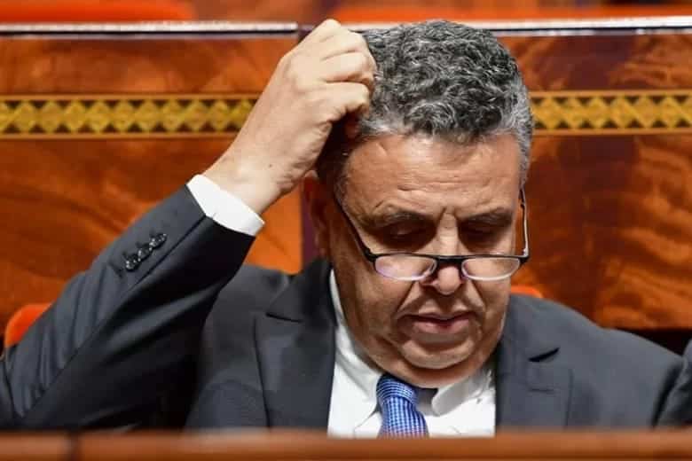 وهبي.. وزير العدل الذي تاه بين الحداثة والتهريج
