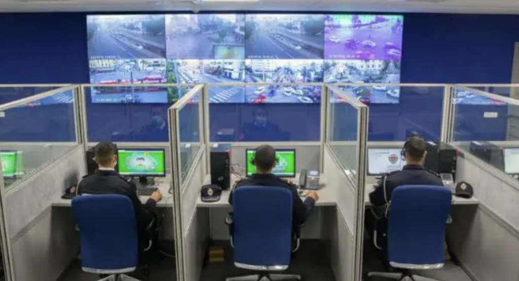 بين كأس إفريقيا وكأس العالم… الرباط تُعلن التعبئة بالكاميرات والذكاء الاصطناعي % بين كأس إفريقيا وكأس العالم… الرباط تُعلن التعبئة بالكاميرات والذكاء الاصطناعي