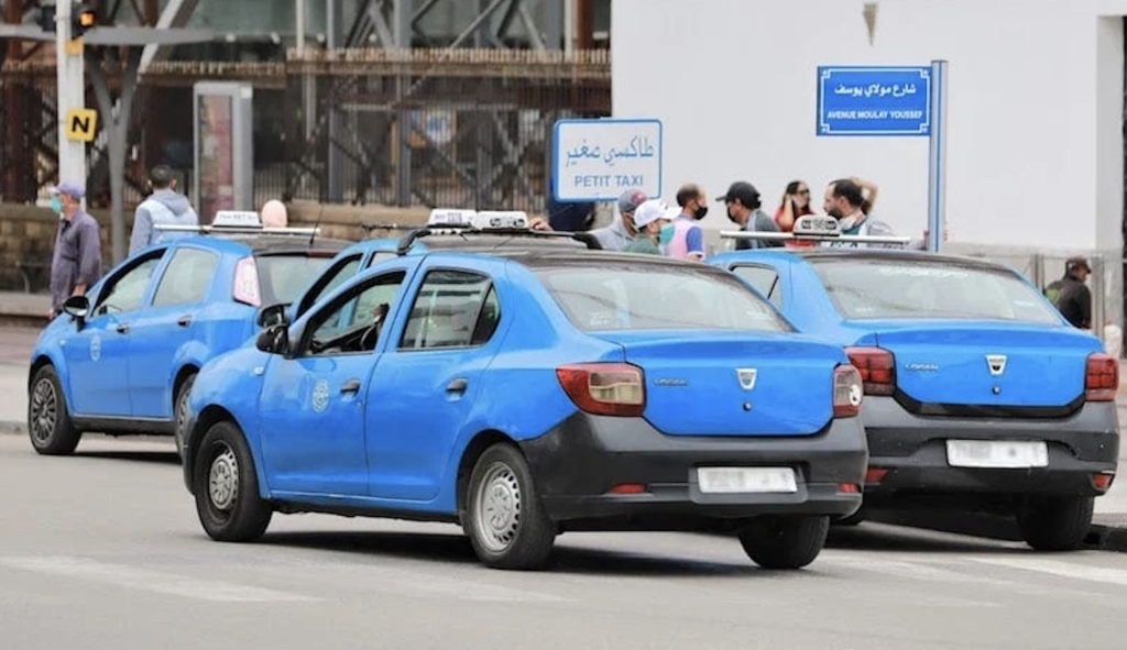 بعد فوضى طويلة… الداخلية تعيد ترتيب قطاع سيارات الأجرة