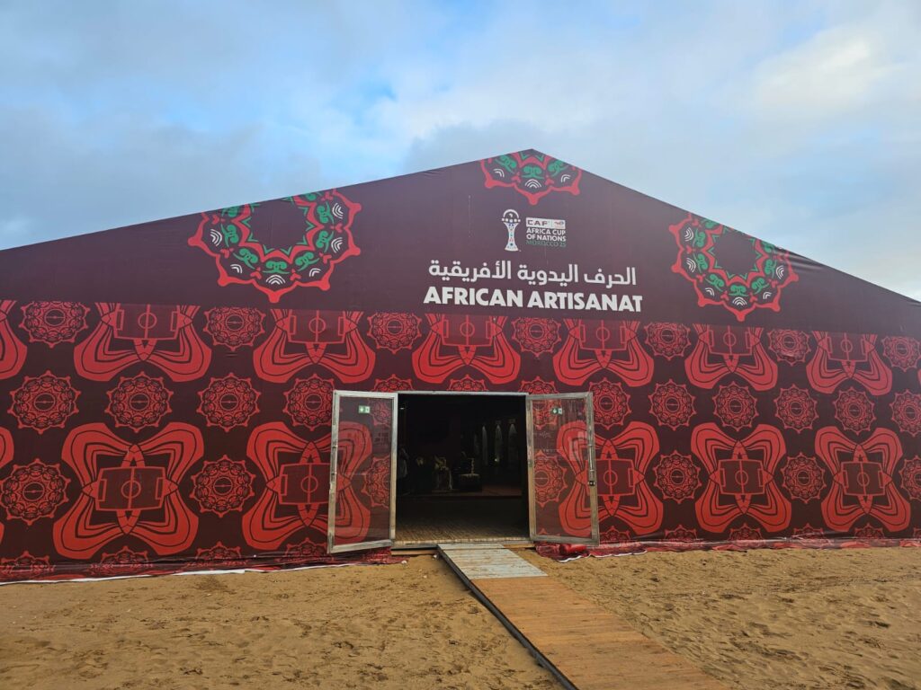 هدر المال العام في الصناعة التقليدية: معارض بلا جدوى ومعاناة الحرفي..