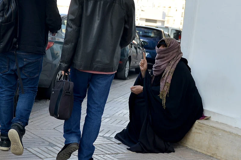 Agadir : la présence accrue des mendiants et des enfants des rues relance le débat % Agadir : la présence accrue des mendiants et des enfants des rues relance le débat