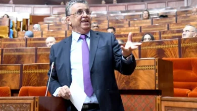 «سير الموسّخ لولدك»… جملة عابرة أم شهادة وفاة للأخلاق السياسية في البرلمان؟