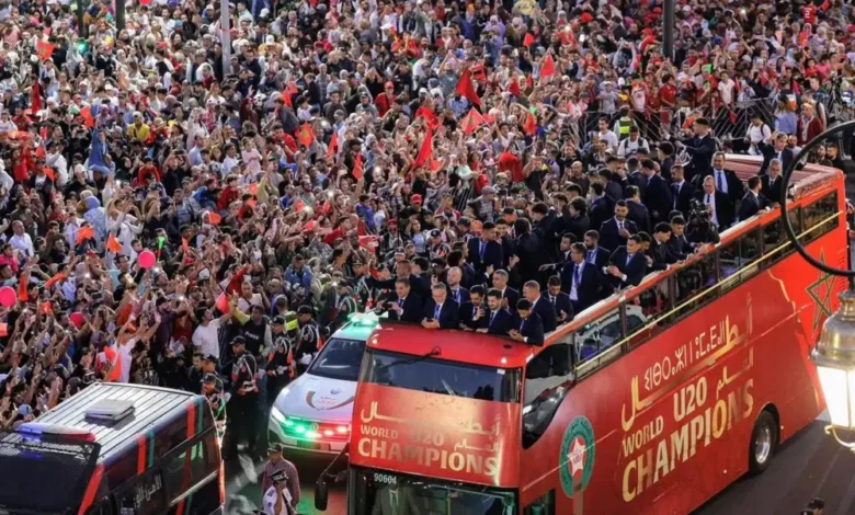 المنتخب الوطني يحظى باستقبال ملكي عقب نهائي كأس إفريقيا
