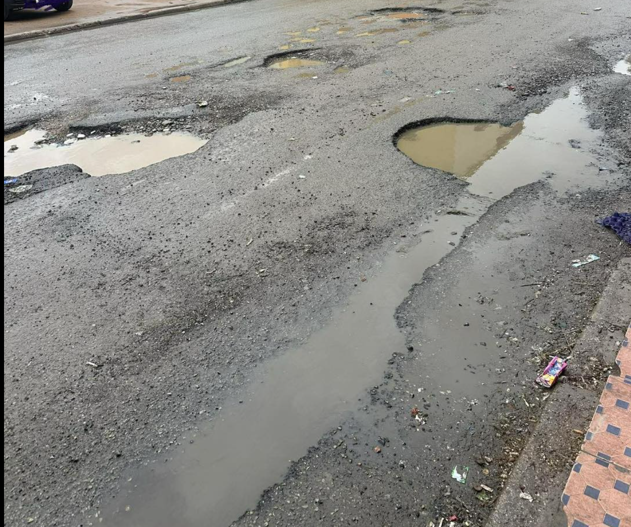 سلا… مدينة الحفر التي تهزم الإسفلت وتُربك المسؤولين