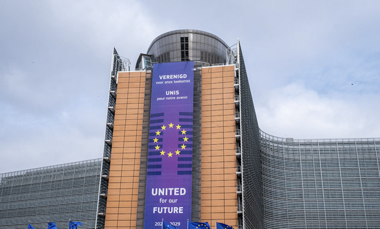 من بروكسل… أوروبا تُبدّل نبرتها: الحكم الذاتي للصحراء يدخل قاموس الـ27 % من بروكسل… أوروبا تُبدّل نبرتها: الحكم الذاتي للصحراء يدخل قاموس الـ27