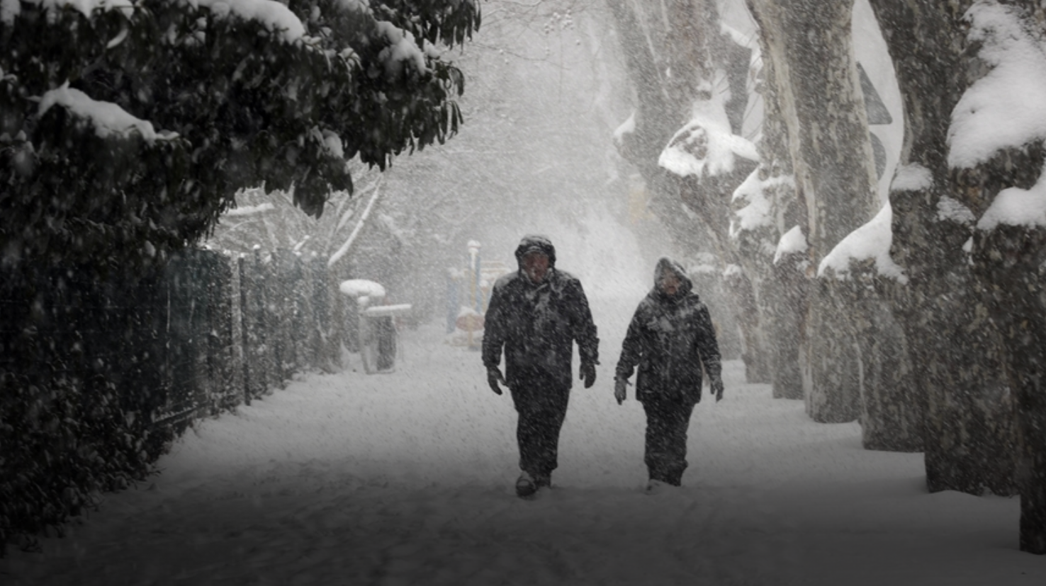 طقس غير مسبوق بالمغرب: رياح عاتية وثلوج كثيفة وبرودة قارسة