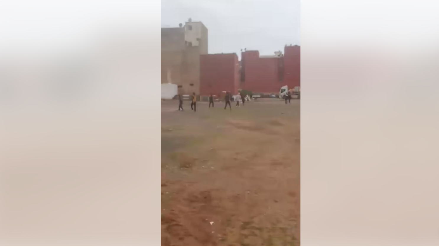 حجارة في وضح النهار.. فوضى القاصرين تُقلق ساكنة الدار الحمراء بسلا