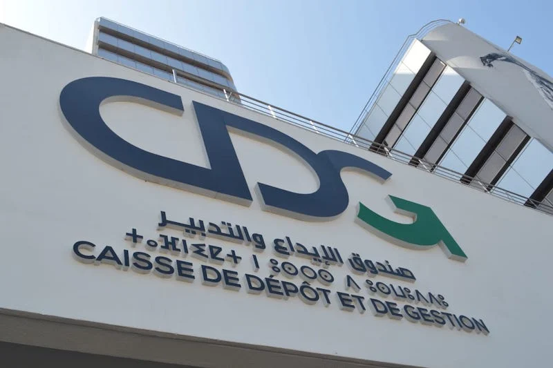صندوق الإيداع والتدبير يحذّر من وثائق مزيفة ومحاولات احتيال مالي