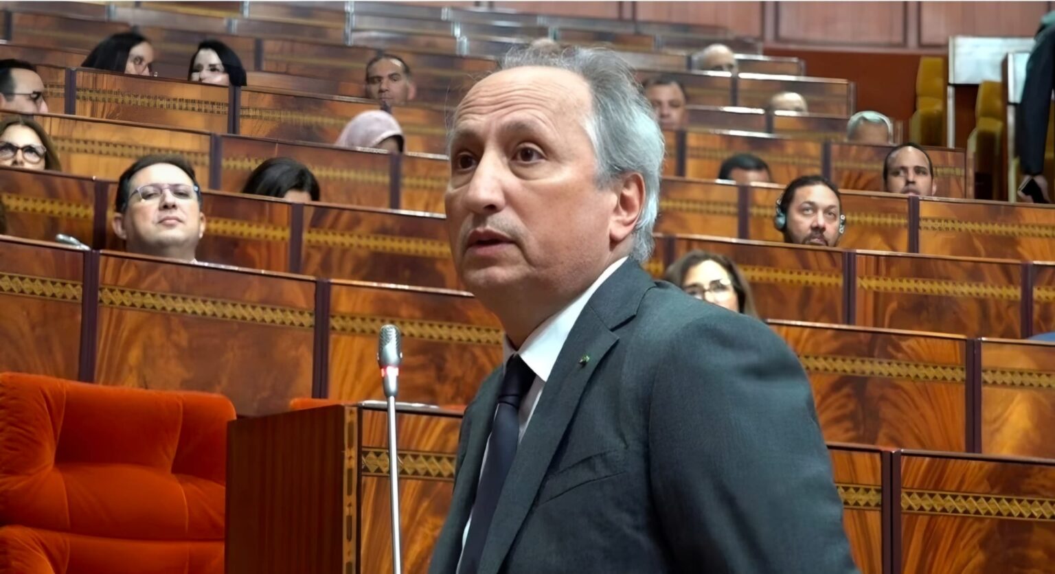 حين يعجز وزير التعليم عن القراءة… من يقود إصلاح المدرسة؟