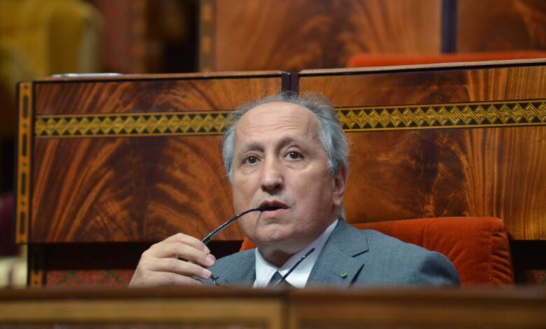 زلزال “تسريبات الريادة”: النقابات الخمس تنتفض في وجه الوزارة وتُعلن “نهاية الثقة” % berrada