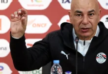 توتر في ندوة حسام حسن بعد إقصاء مصر وجدل مع صحفي مغربي