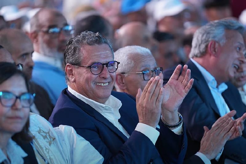 سفينة الأحرار تغيّر قبطانها فجأة… وأخنوش أول المنسحبين