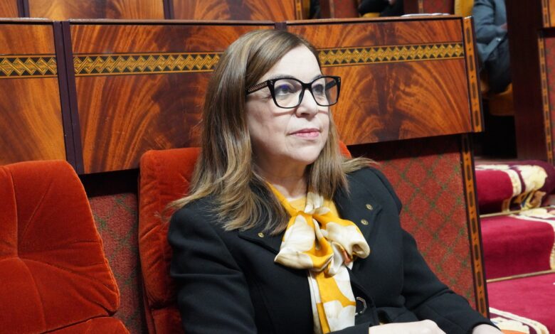 نعيمة بن يحيى والرهان الخاسر: احتفالات كثيرة ونتائج قليلة % نعيمة بن يحيى والرهان الخاسر: احتفالات كثيرة ونتائج قليلة