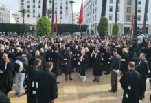 لقاء رئيس الحكومة بالمحامين يؤجل قانون المهنة ويهدئ الإضراب