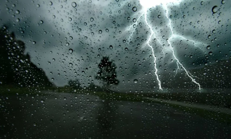 نشرة إنذارية جديدة… أمطار رعدية وبرد يضرب عدة مناطق بالمغرب % نشرة إنذارية جديدة… أمطار رعدية وبرد يضرب عدة مناطق بالمغرب